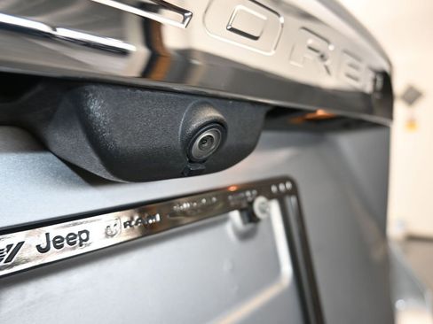 Used 2022 Ford Explorer XLT w/ Equipment Group 202A image 35