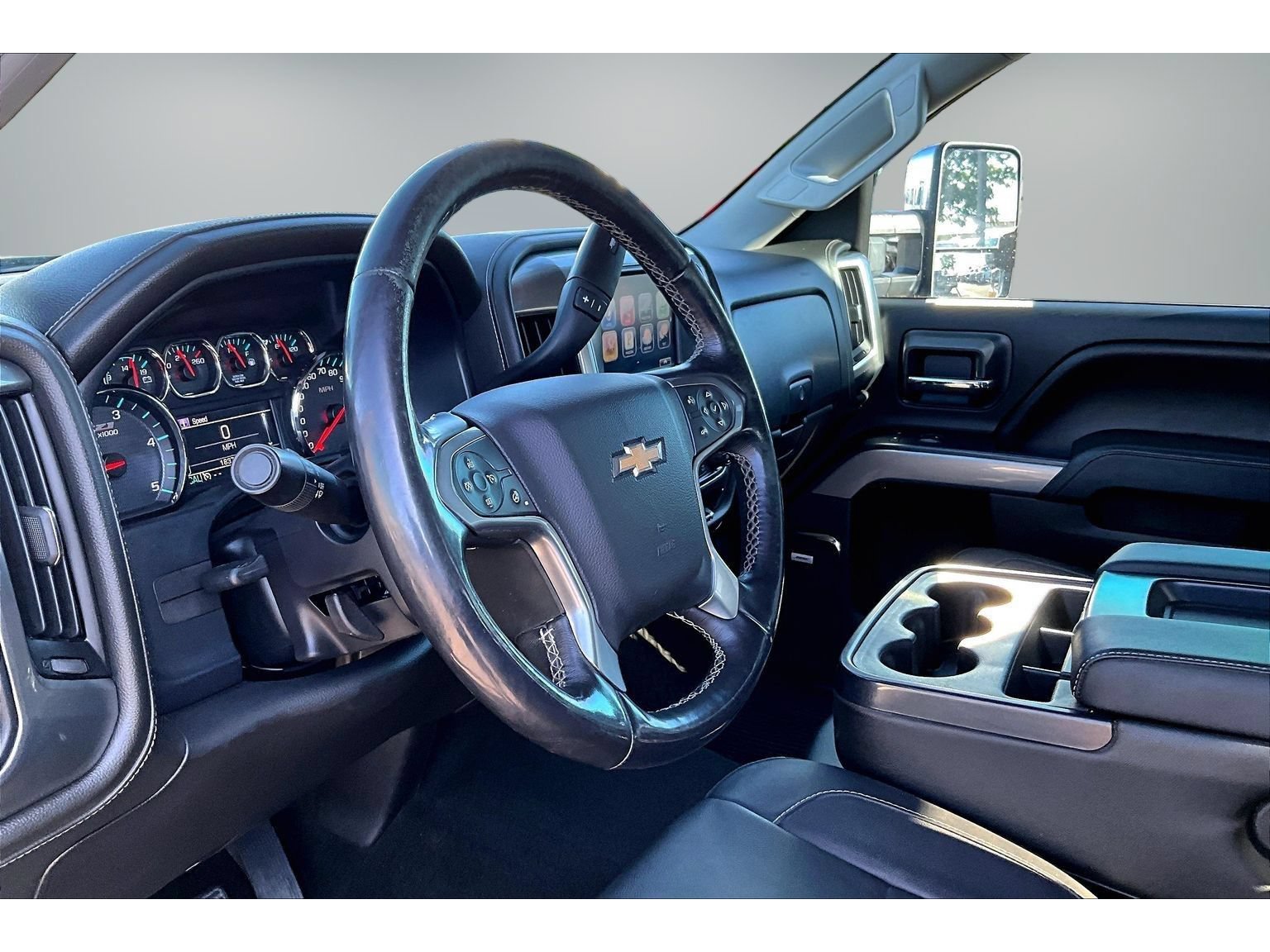 Used 2016 Chevrolet Silverado 2500 LTZ w/ Duramax Plus Package AWD/4WD image 18