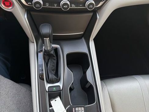Certified 2020 Honda Accord EX image 27