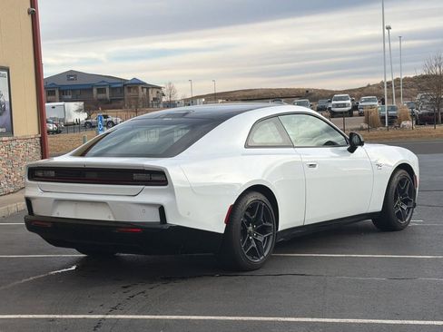 Used 2024 Dodge Charger R/T w/ Plus Group image 10
