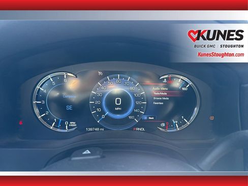 Used 2017 Cadillac Escalade Luxury image 34