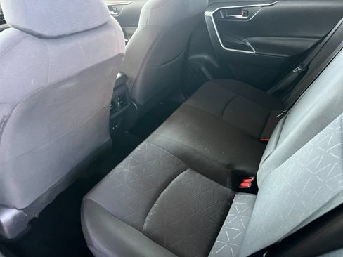 Used 2020 Toyota RAV4 XLE w/ All Weather Liner Package AWD/4WD image 11