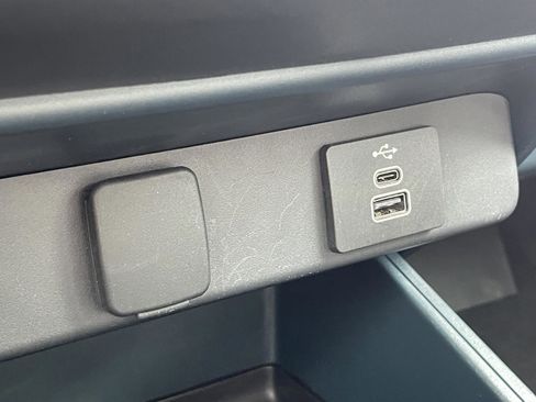 Used 2025 Ford Maverick XLT w/ Black Appearance Package image 20