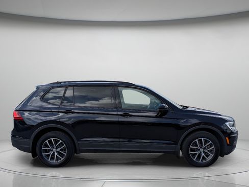 Used 2021 Volkswagen Tiguan S FWD image 9