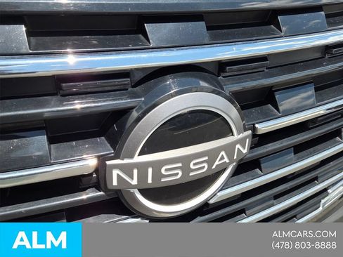 Used 2025 Nissan Rogue SV FWD image 28