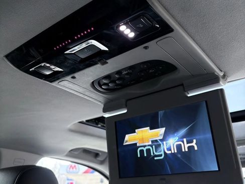 Used 2015 Chevrolet Suburban LTZ image 31