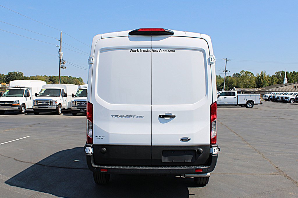 Used 2024 Ford Transit 250 148 Medium Roof RWD image 12