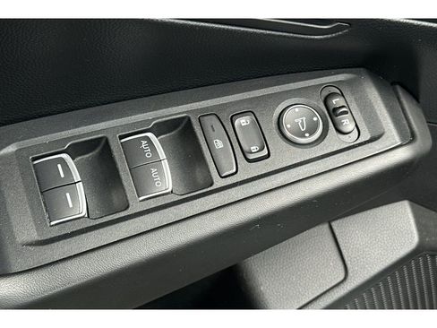 Used 2024 Honda Accord LX image 12