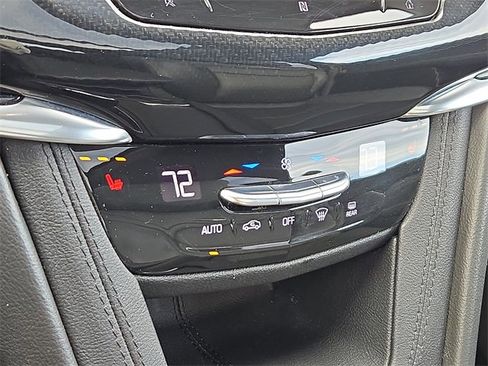 Used 2020 Cadillac XT6 Sport image 16