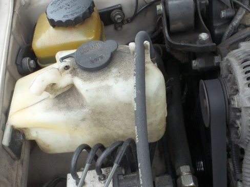 Used 1998 Toyota Camry LE image 56