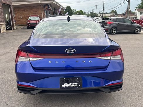Used 2021 Hyundai Elantra SEL FWD image 10
