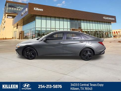 New 2026 Hyundai Elantra SEL Sport Premium FWD image 4