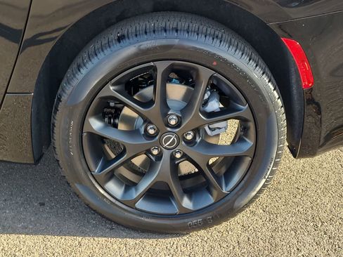 New 2026 Chrysler Pacifica Select image 16