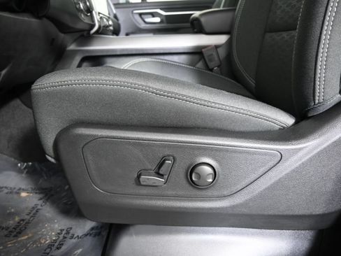 Used 2025 RAM 1500 Big Horn AWD/4WD image 21