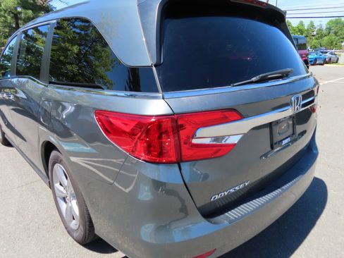 Used 2018 Honda Odyssey EX-L image 10