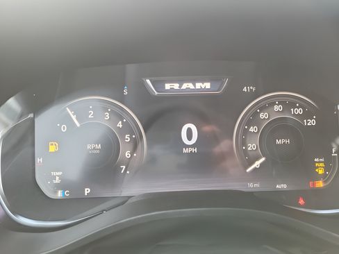 New 2026 RAM 1500 Big Horn AWD/4WD image 15