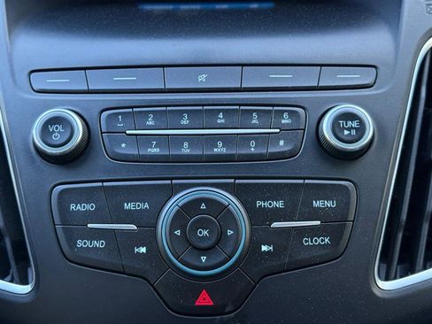 Used 2018 Ford Focus ST FWD image 18