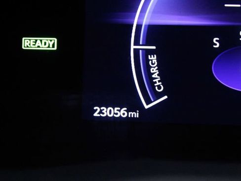 Used 2025 Toyota Camry SE image 24