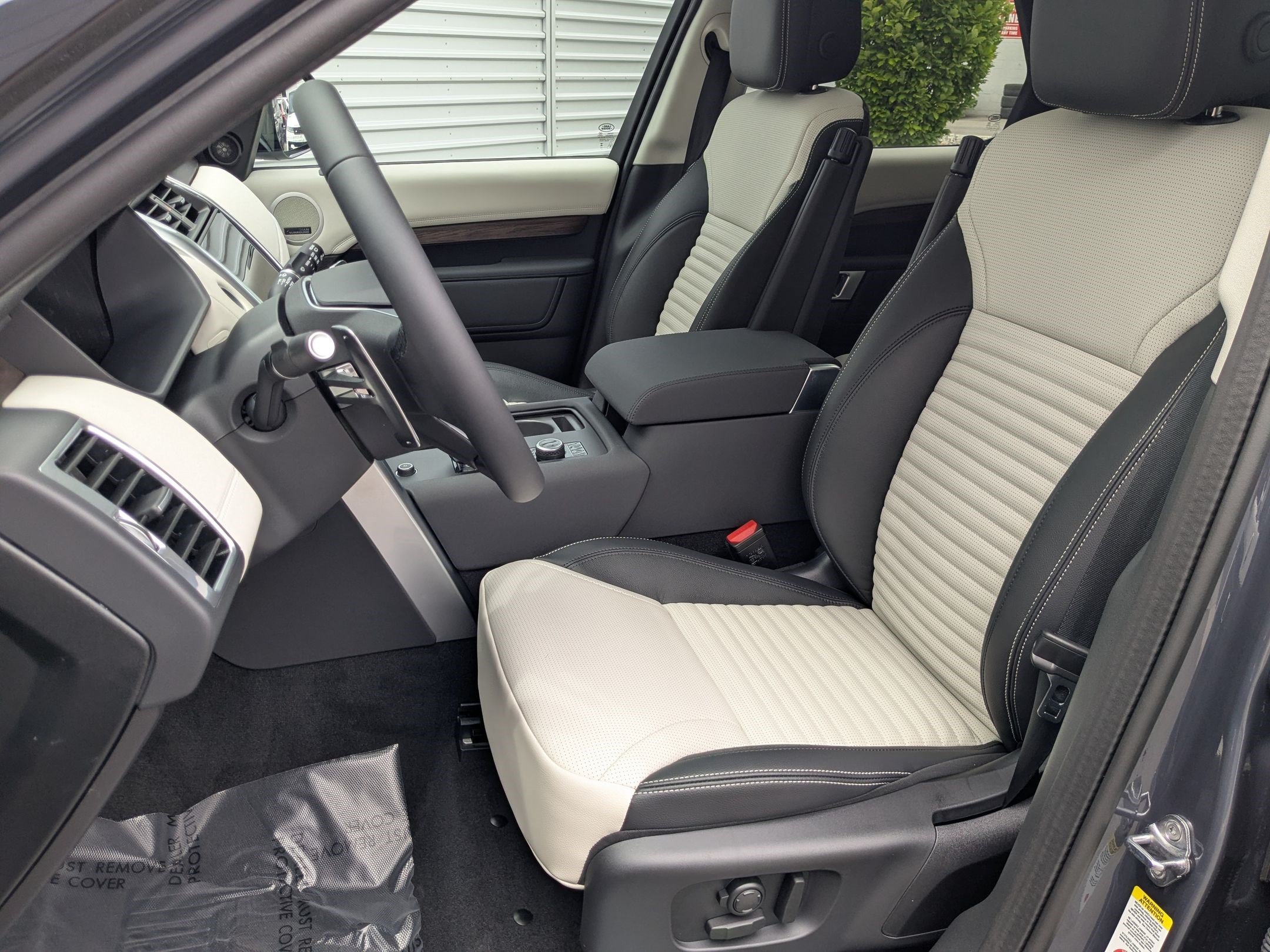 New 2026 Land Rover Discovery S AWD/4WD image 26