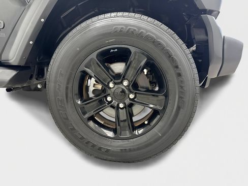 Used 2022 Jeep Wrangler Unlimited Sport AWD/4WD image 54