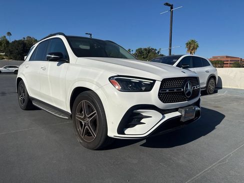 Certified 2024 Mercedes-Benz GLE 450 4MATIC image 3