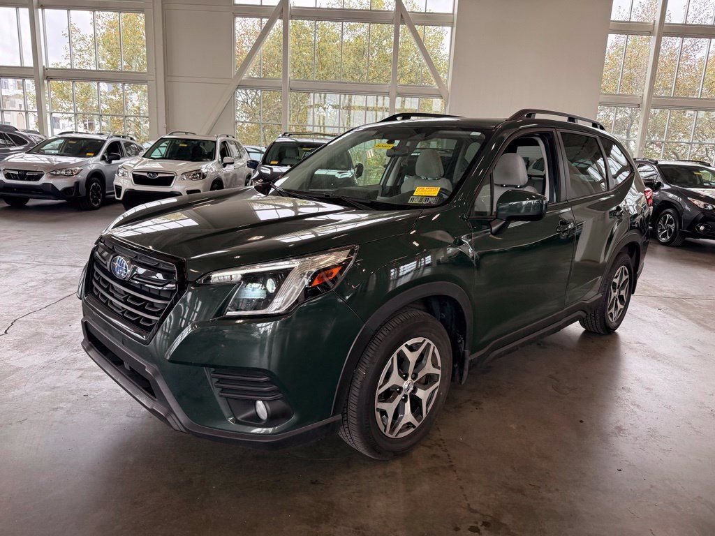 Certified 2023 Subaru Forester Premium AWD/4WD image 7
