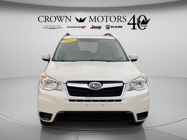 Used 2016 Subaru Forester 2.5i Premium w/ All-Weather Package AWD/4WD image 2