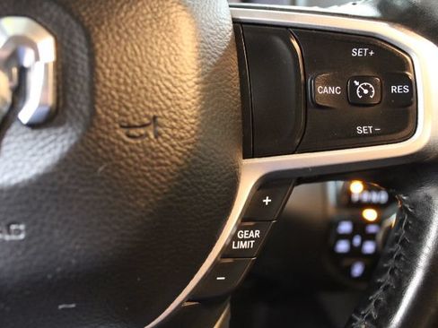 Used 2019 RAM 1500 Big Horn AWD/4WD image 37