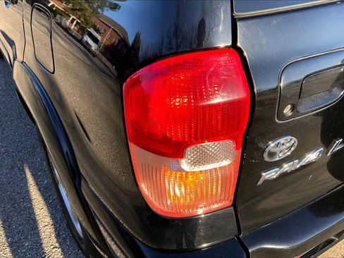 Used 2002 Toyota RAV4 4WD image 24