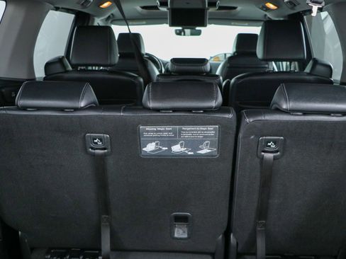 Used 2023 Honda Odyssey Touring image 32