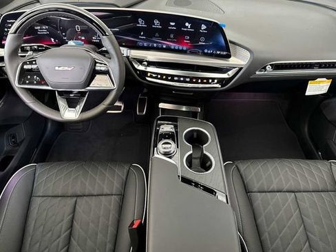 New 2026 Cadillac Lyriq V w/ Exterior Carbon Fiber Package image 13