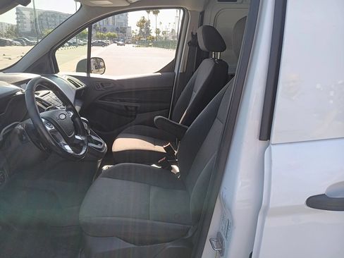 Used 2017 Ford Transit Connect XL FWD image 14
