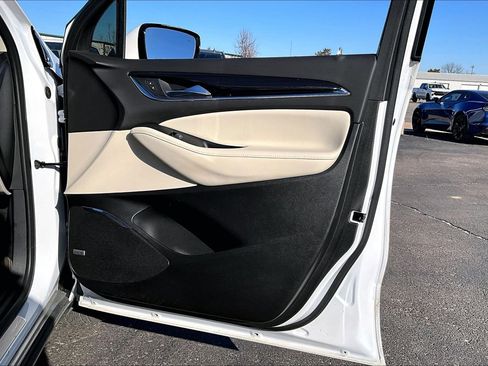 Used 2023 Buick Enclave Premium w/ Experience Buick Package image 19