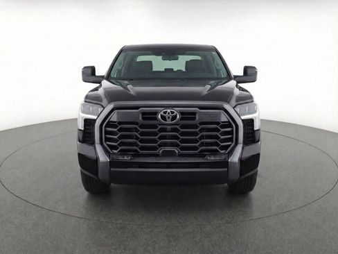 New 2026 Toyota Tundra Platinum image 2