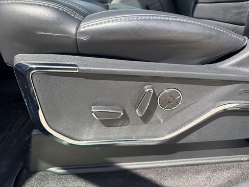 New 2025 Ford F150 Platinum w/ Equipment Group 702A High image 25