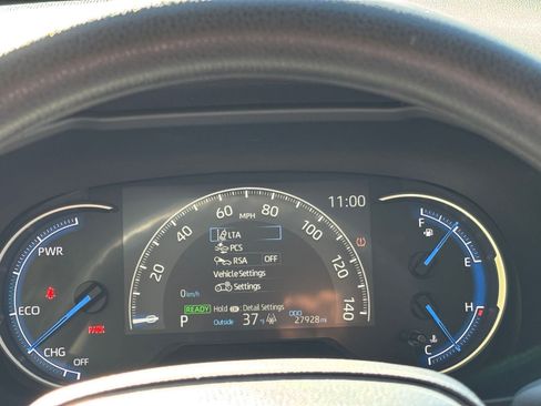 Used 2025 Toyota RAV4 LE image 40