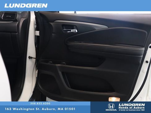 Used 2023 Honda Ridgeline RTL-E image 16