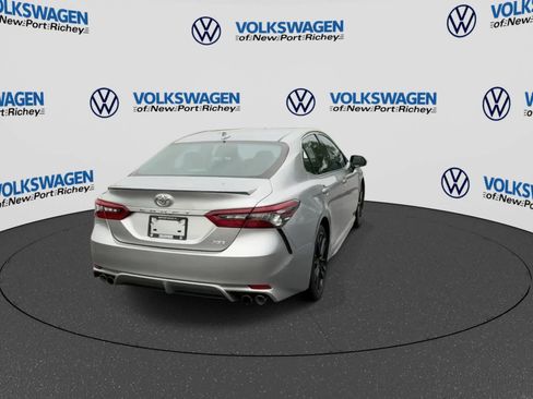 Used 2024 Toyota Camry XSE FWD image 7