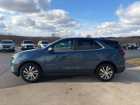 Certified 2024 Chevrolet Equinox LT w/ LPO, Floor Liner Package image 4