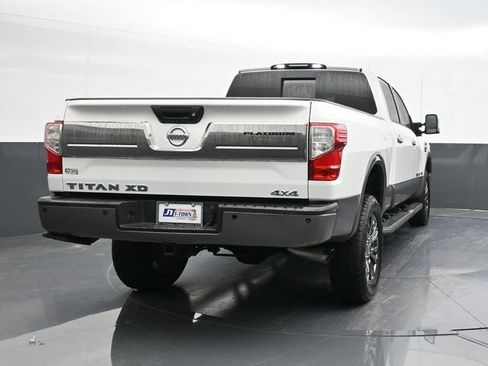Used 2019 Nissan Titan Platinum Reserve w/ Platinum Utility Package AWD/4WD image 13