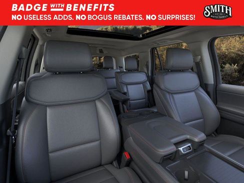 New 2025 Ford Expedition Active image 11