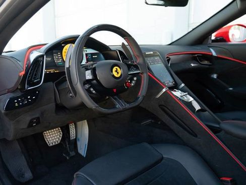 Certified 2025 Ferrari Roma Spider image 31