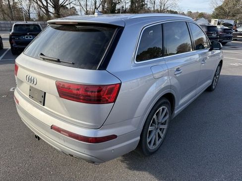 Used 2019 Audi Q7 3.0T Prestige w/ Prestige Package image 8