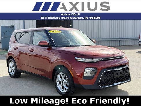 Used 2022 Kia Soul LX w/ Technology Package image 1