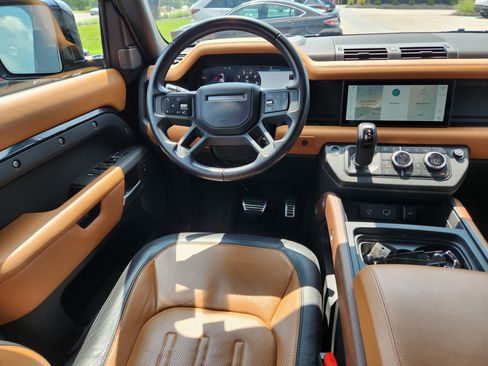Used 2021 Land Rover Defender 110 X AWD/4WD image 13