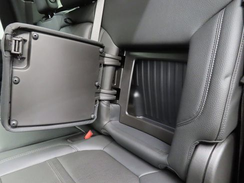 Used 2023 GMC Sierra 2500 Denali w/ Denali Black Diamond Edition image 56