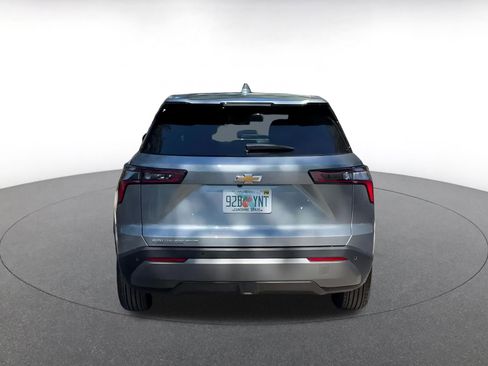 Used 2025 Chevrolet Equinox LT image 12