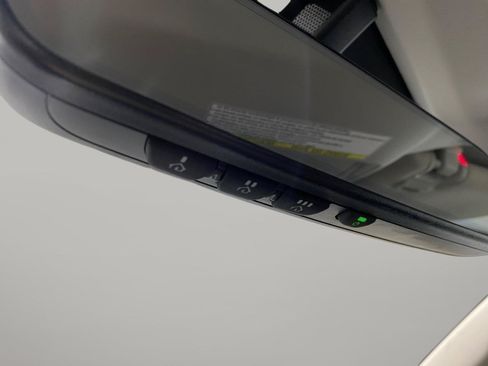 Used 2018 Subaru Outback 2.5i Limited AWD/4WD image 18