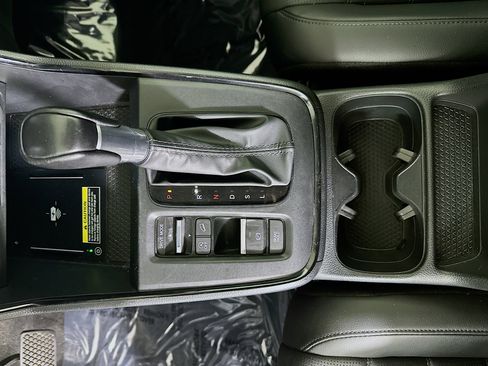 Used 2025 Honda CR-V EX-L image 22