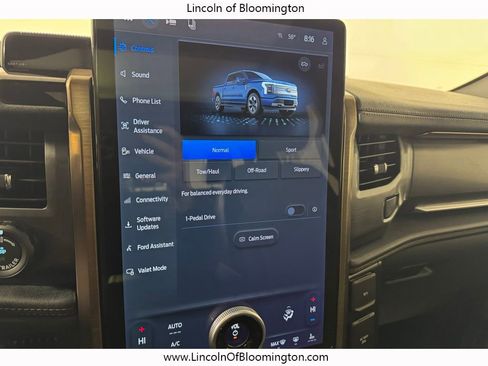 Used 2025 Ford F150 Lightning Lariat image 55